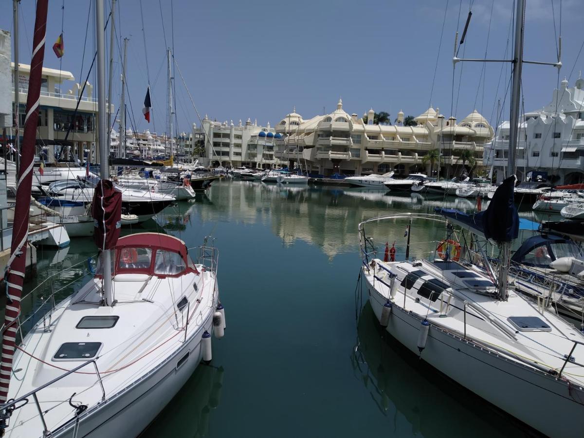 2Bdr Sunny Apartment With Pool And Private Parking In Benalmádena Exteriér fotografie