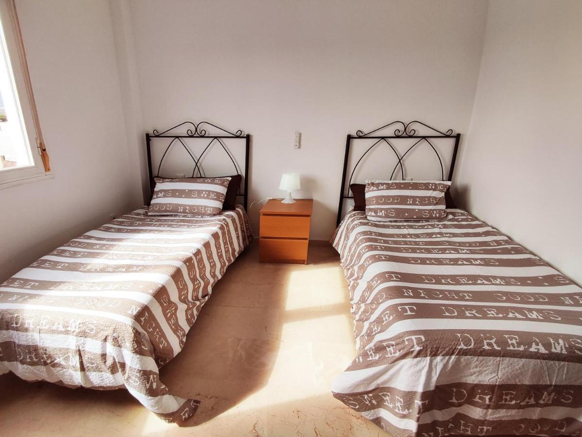 2Bdr Sunny Apartment With Pool And Private Parking In Benalmádena Exteriér fotografie